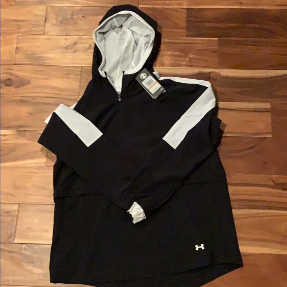 Under Armour 1/2 zip Windbreaker Jacket NWT